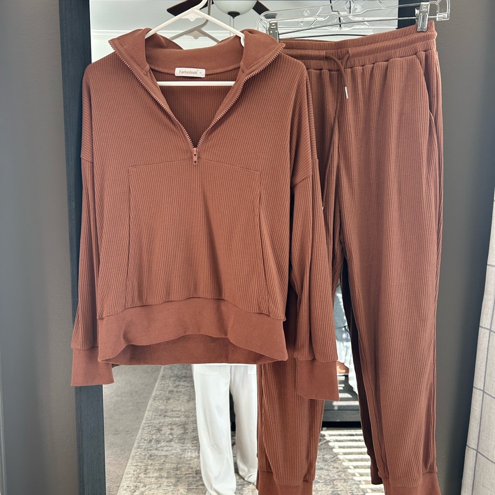 Fashion Nova Rust Ribbed Track Set